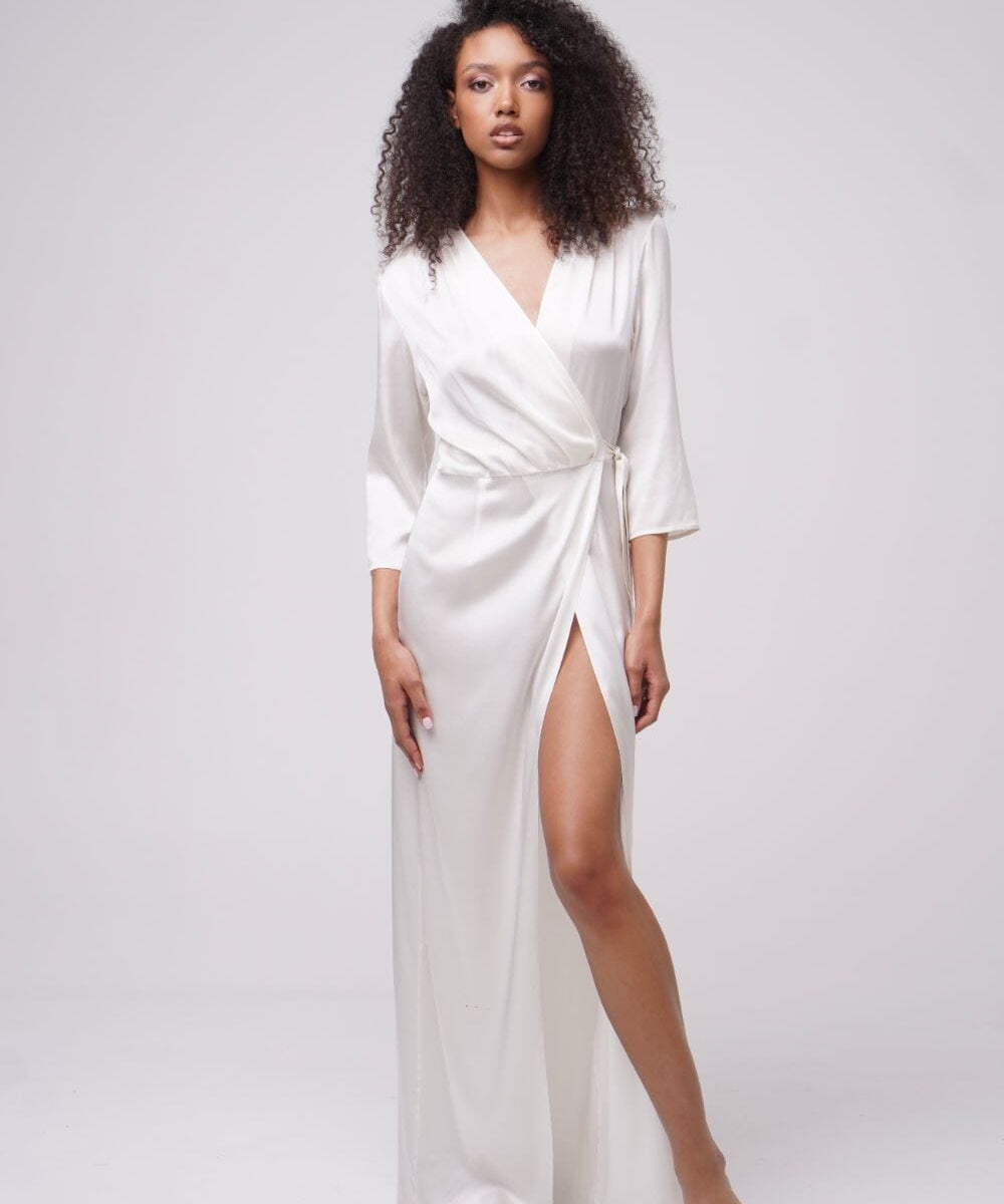  Ivory Let Your Love Silk Robe Amoralle