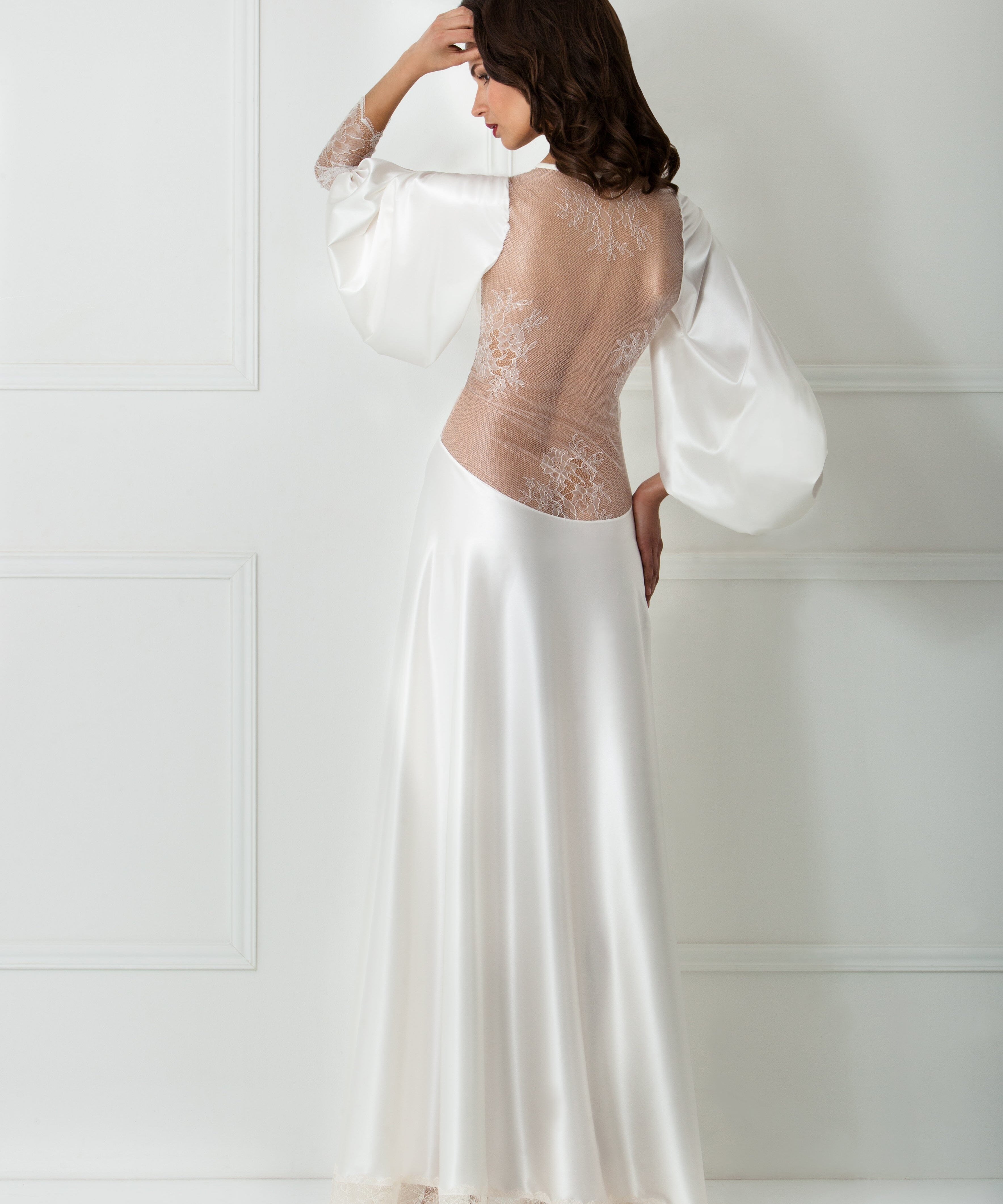  Lilly Robe Product Amoralle