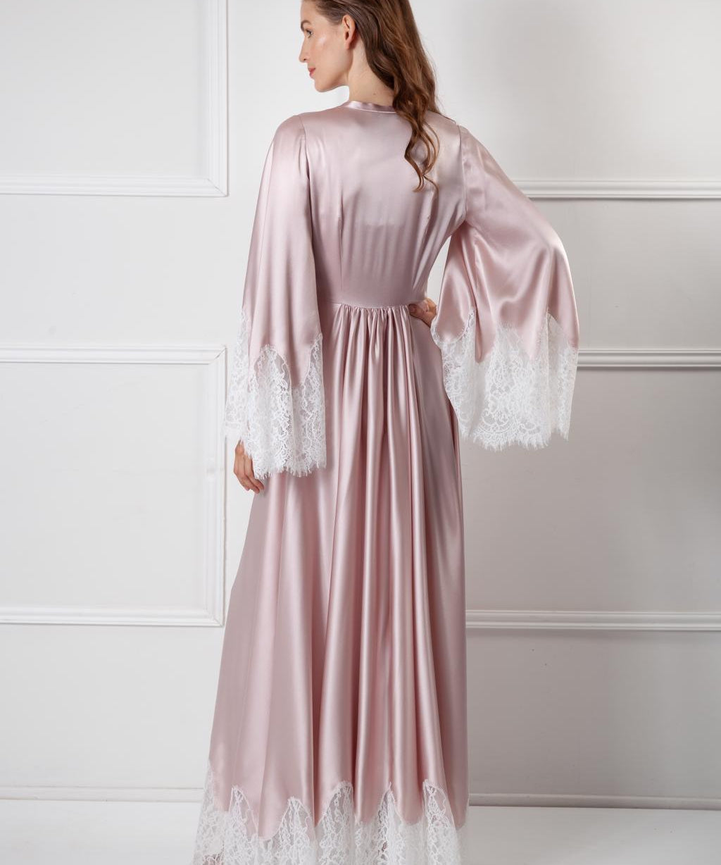  Faithfully yours robe Amoralle